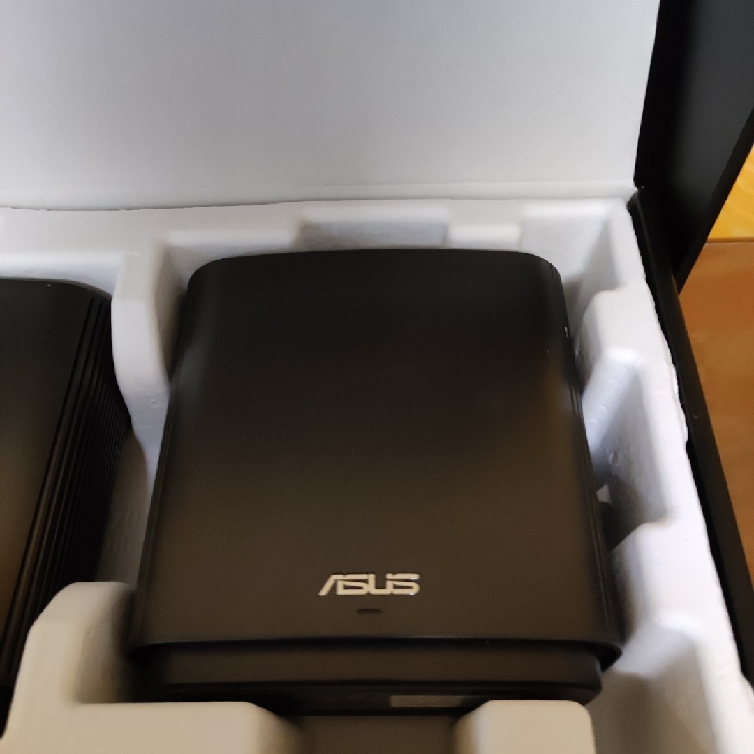 ASUS(エイスース)のWifiルーター ASUS スマホ/家電/カメラのPC/タブレット(PC周辺機器)の商品写真