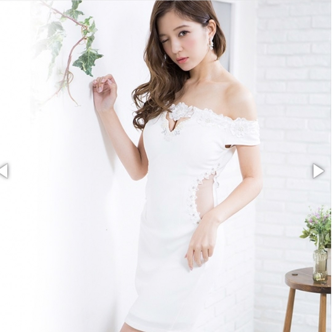 dazzy store(デイジーストア)のdazzy store ウエストメッシュ オフショルミニドレス ホワイト レディースのフォーマル/ドレス(ミニドレス)の商品写真
