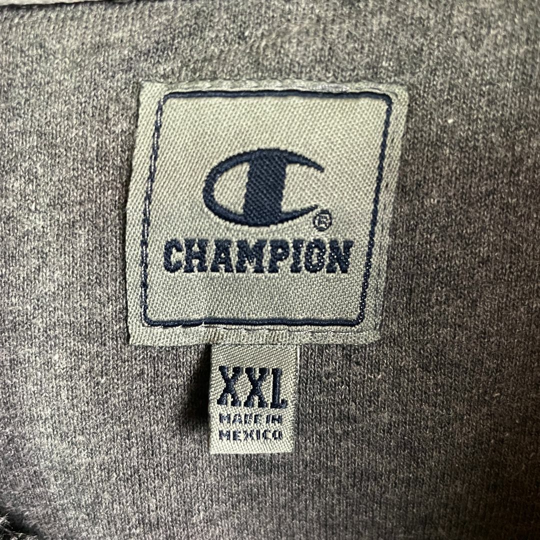 Champion(チャンピオン)のビッグサイズ チャンピオン メンズ スウェットパーカー 黒 US/XXL 人気 メンズのトップス(パーカー)の商品写真