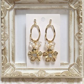 👑ご確認ページNo.213 goldフラワーパーツピアス(ピアス)