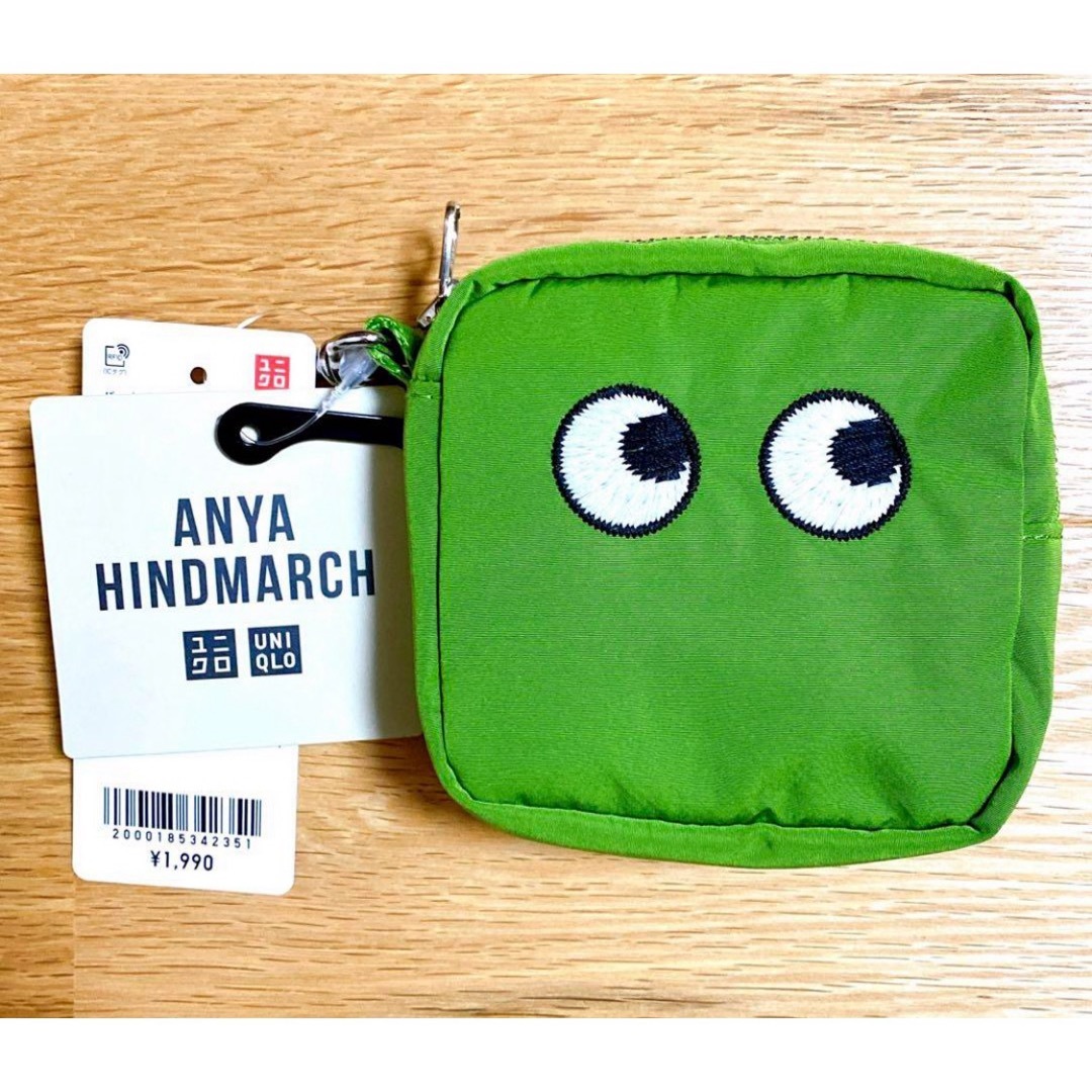UNIQLO(ユニクロ)のアニヤハインドマーチ　パッカブルバッグ レディースのバッグ(エコバッグ)の商品写真