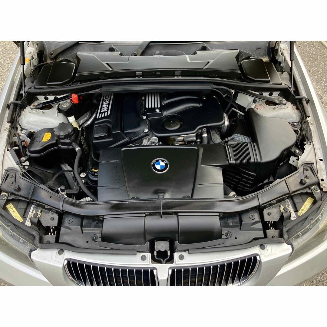 【車検ロング付き】　BMW 320I 3シリーズ　E90 E91 低走行　極美車 自動車/バイクの自動車(車体)の商品写真