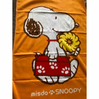 スヌーピー(SNOOPY)の新品　ミスドコラボ　SNOOPYスヌーピー　ブランケット　オレンジ(キャラクターグッズ)