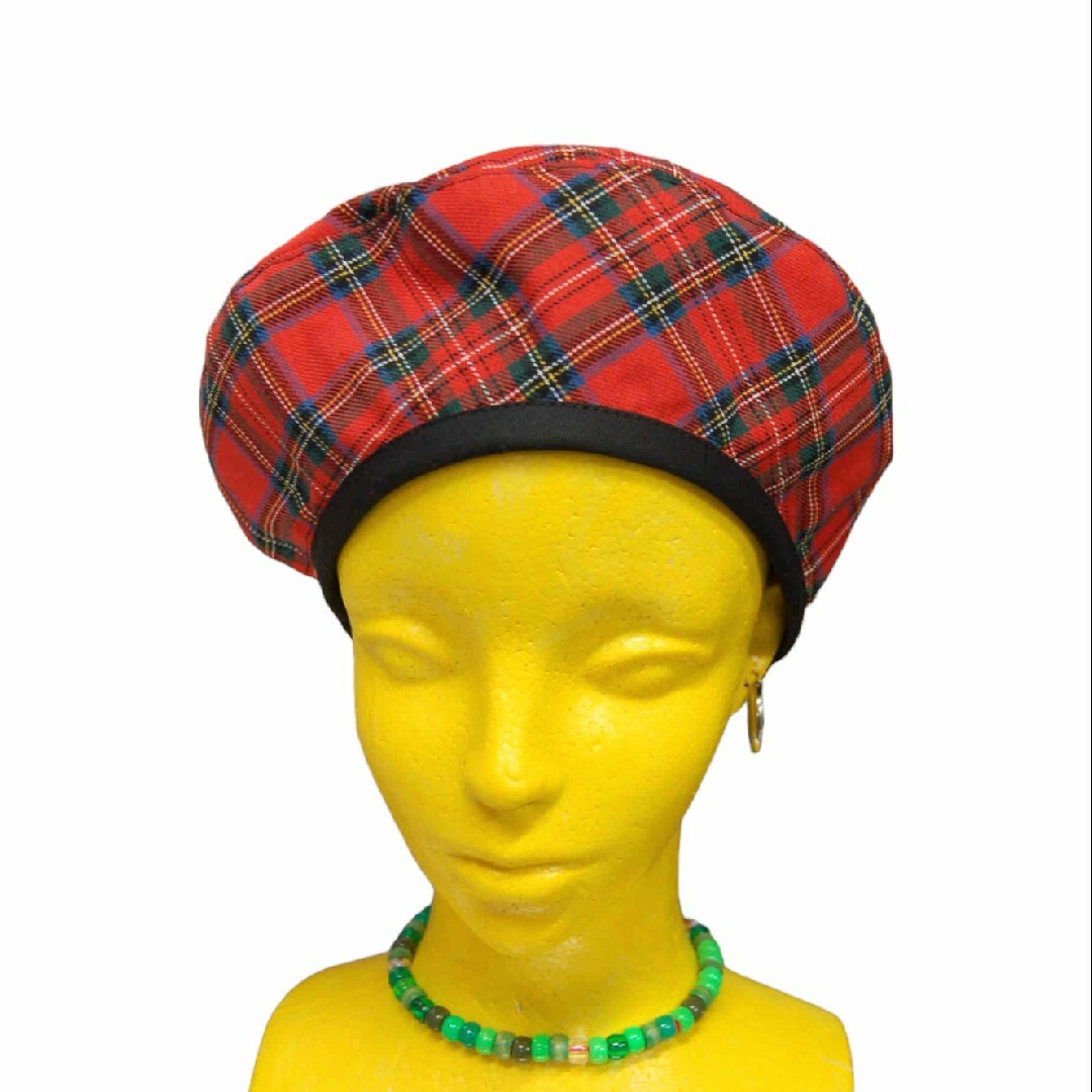 タータンチェック　コットン　ベレー帽:レッド レディースの帽子(ハンチング/ベレー帽)の商品写真