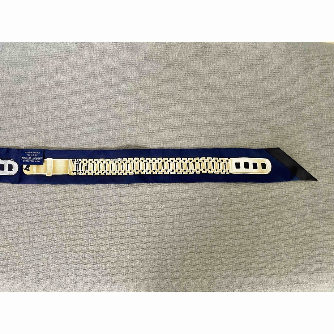 HERMES エルメス ツイリー スカーフ トレゾール ドゥ メドール HERMES エルメス ツイリー スカーフ トレゾール ドゥ メドール