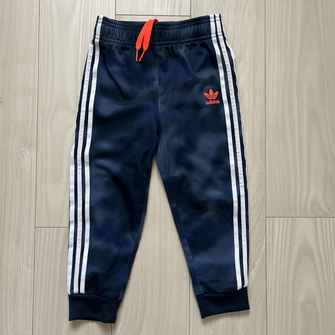 adidas(アディダス)のadidas アディダス ジャージ 上下 セットアップ 100cm キッズ/ベビー/マタニティのキッズ服男の子用(90cm~)(パンツ/スパッツ)の商品写真