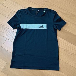 アディダス(adidas)のadidas Tシャツ　キッズ(Tシャツ/カットソー)