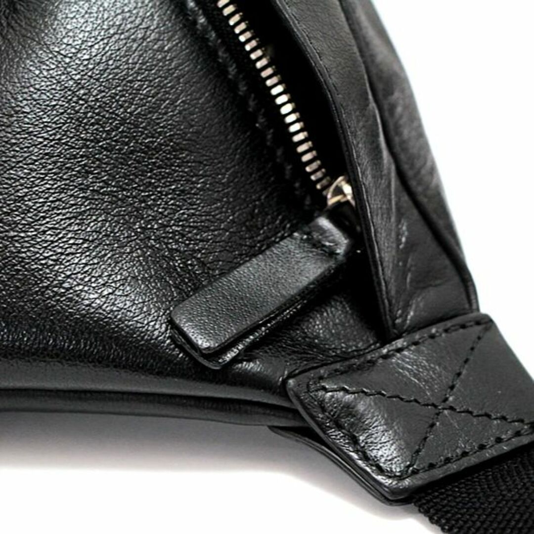 Balenciaga - 美品 BALENCIAGA バレンシアガ エブリデイ ボディバッグ