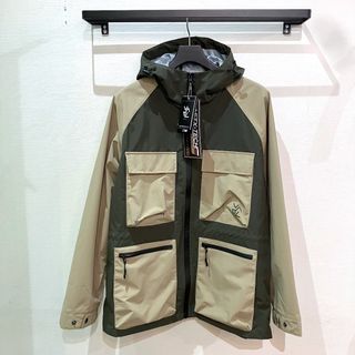 ホワイトマウンテニアリング(WHITE MOUNTAINEERING)の新品 WHITE MOUNTAINEERING ホワイトマウンテニアリング (マウンテンパーカー)