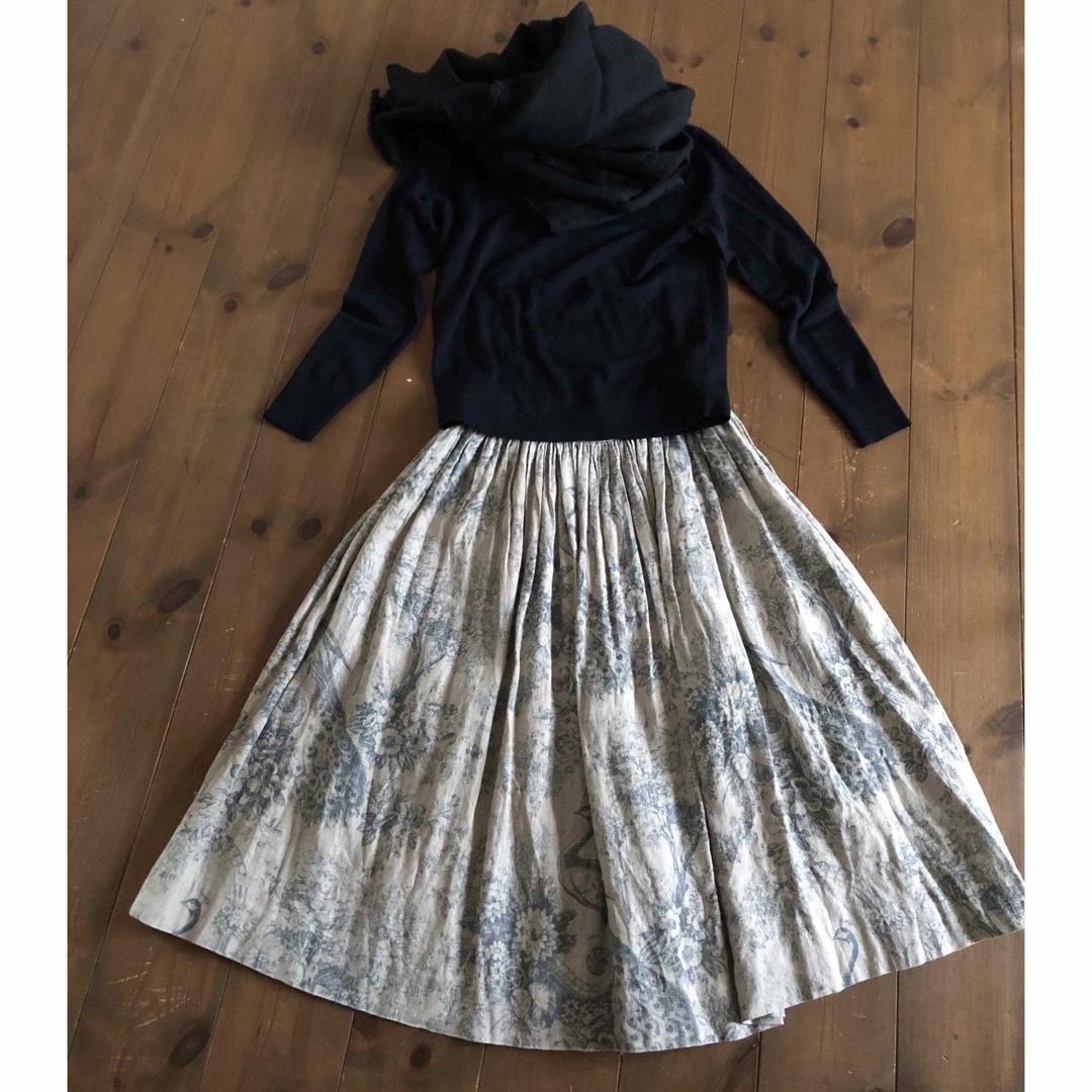 アンティーク風　リネンスカート（鳥） レディースのスカート(ロングスカート)の商品写真