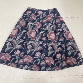 ストロベリーフィールズ 花柄スカートの通販 100点以上 | STRAWBERRY