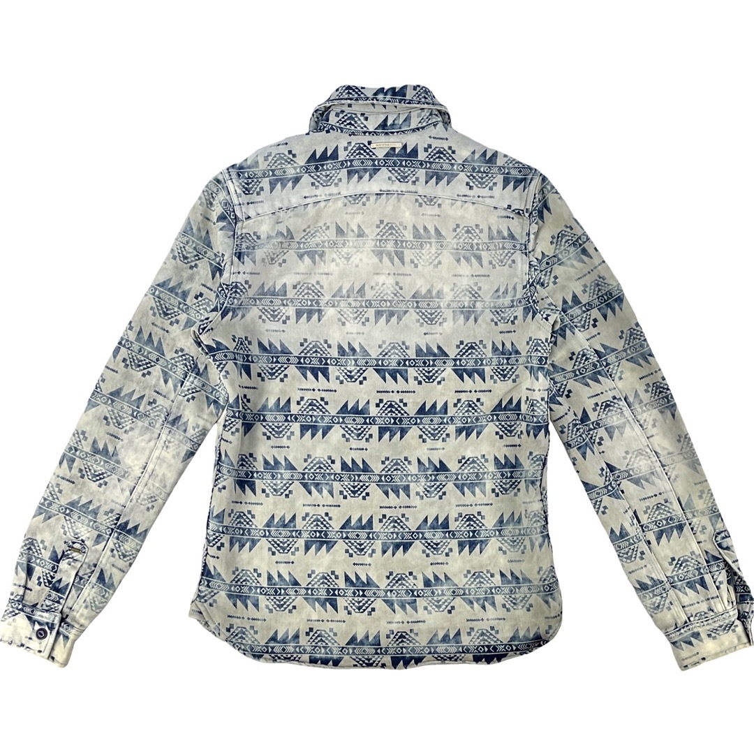 SCOTCH & SODA(スコッチアンドソーダ)の中古 SCOTCH & SODA ネイティブ民族柄 デニム風 スウェット シャツ メンズのトップス(シャツ)の商品写真