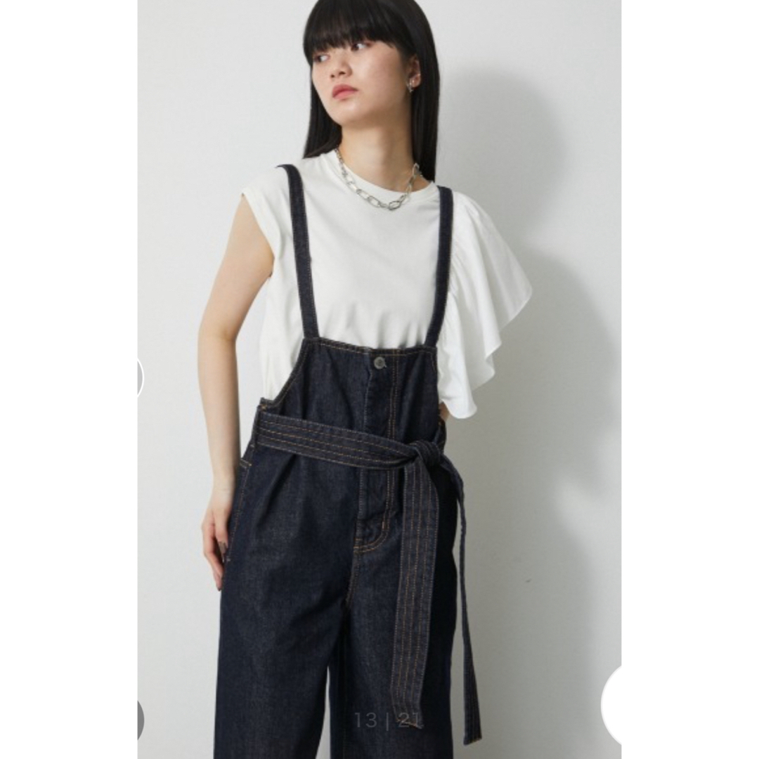 AZUL by moussy(アズールバイマウジー)のワイドデニムオーバーオール レディースのパンツ(サロペット/オーバーオール)の商品写真