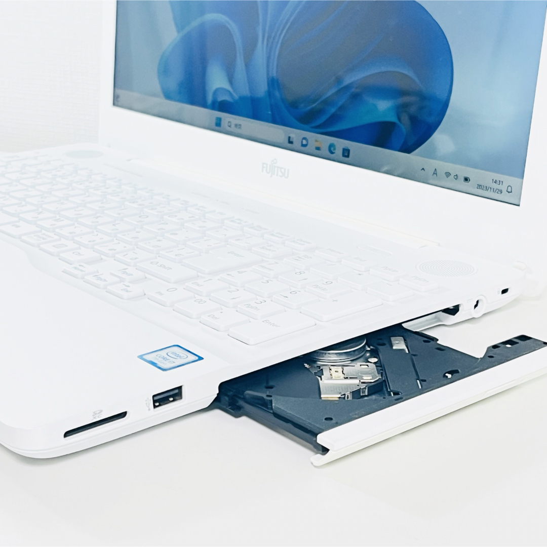高性能i7□オフィス付きノートパソコン□SSD1TB□メモリ16GBの通販 by