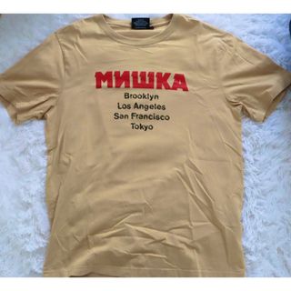 ミシカ(MISHKA)のミシカ MISHKA Tシャツ ベージュ(Tシャツ/カットソー(半袖/袖なし))