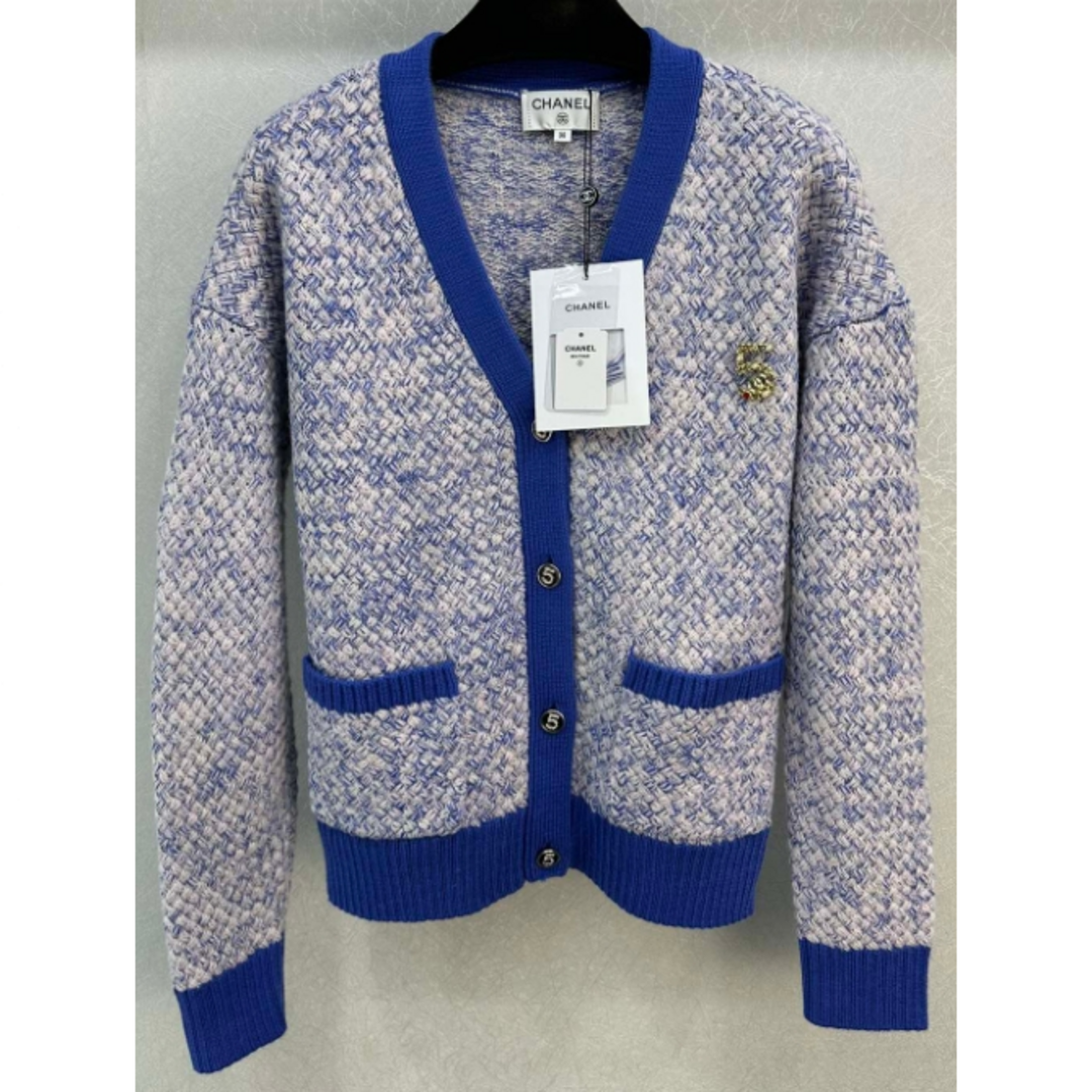 CHANEL - 【ボタンがオシャレ♪】CHANEL ⭐カーディガンの通販 by
