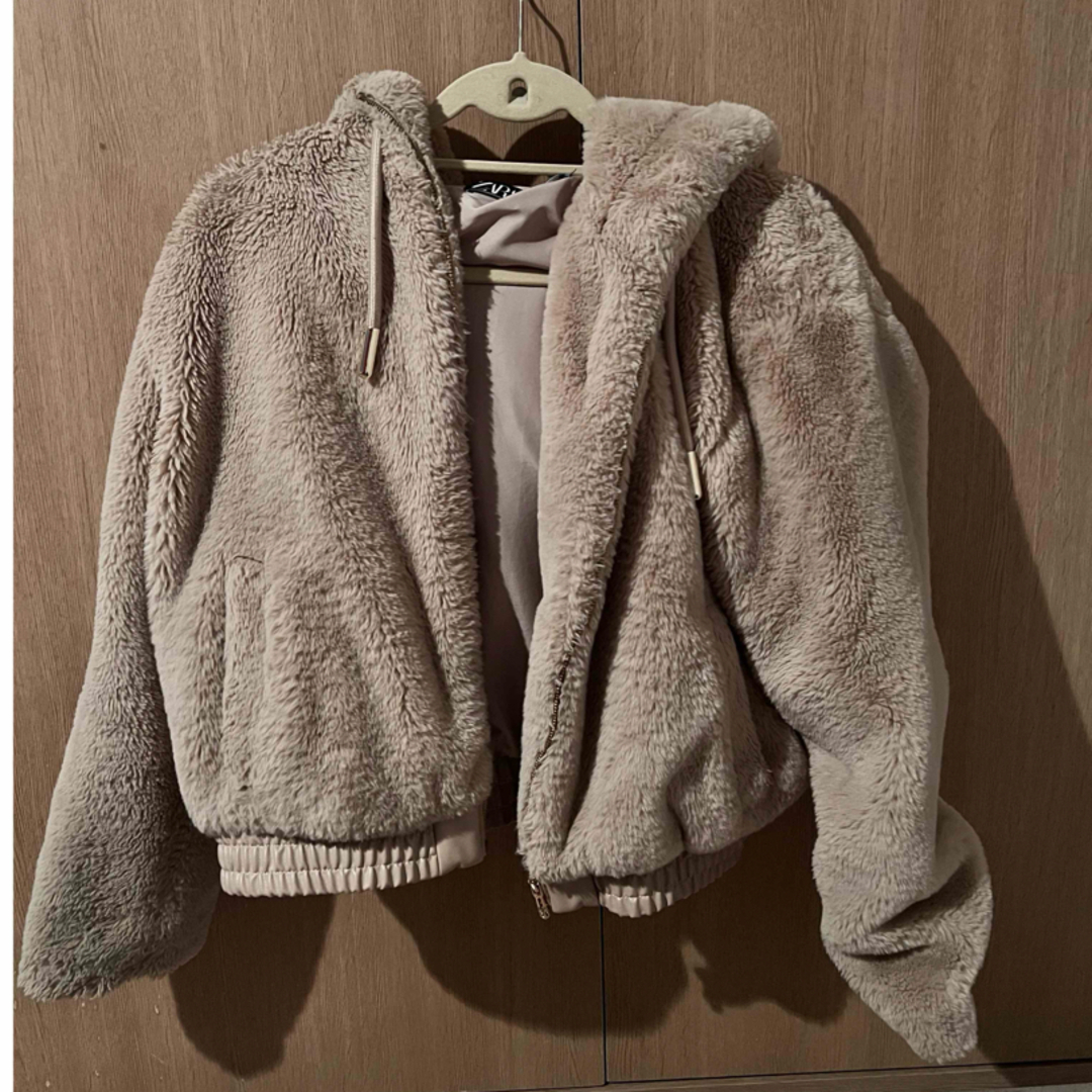 ZARA ふわふわファーコート レディースのジャケット/アウター(その他)の商品写真