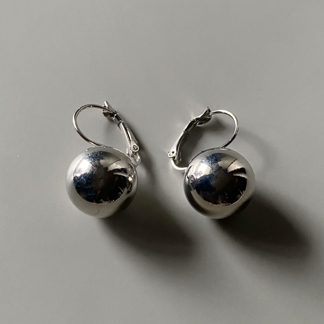 TODAYFUL(トゥデイフル)のSilver ball pierce No.76 レディースのアクセサリー(ピアス)の商品写真