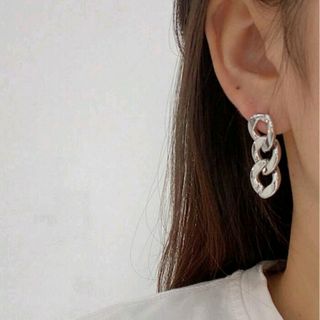 トゥデイフル(TODAYFUL)のNo. A18  シルバー チェーン ピアス  上品  シンプルピアス(ピアス)