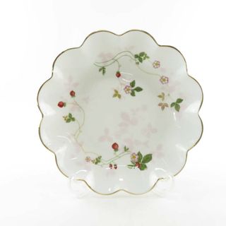 ウェッジウッド(WEDGWOOD)の美品 WEDGWOOD ウェッジウッド ワイルドストロベリーパステル ペタルトレイ 1枚 ピンク 24cmプレート 中皿 花形 SU4549X (収納/キッチン雑貨)