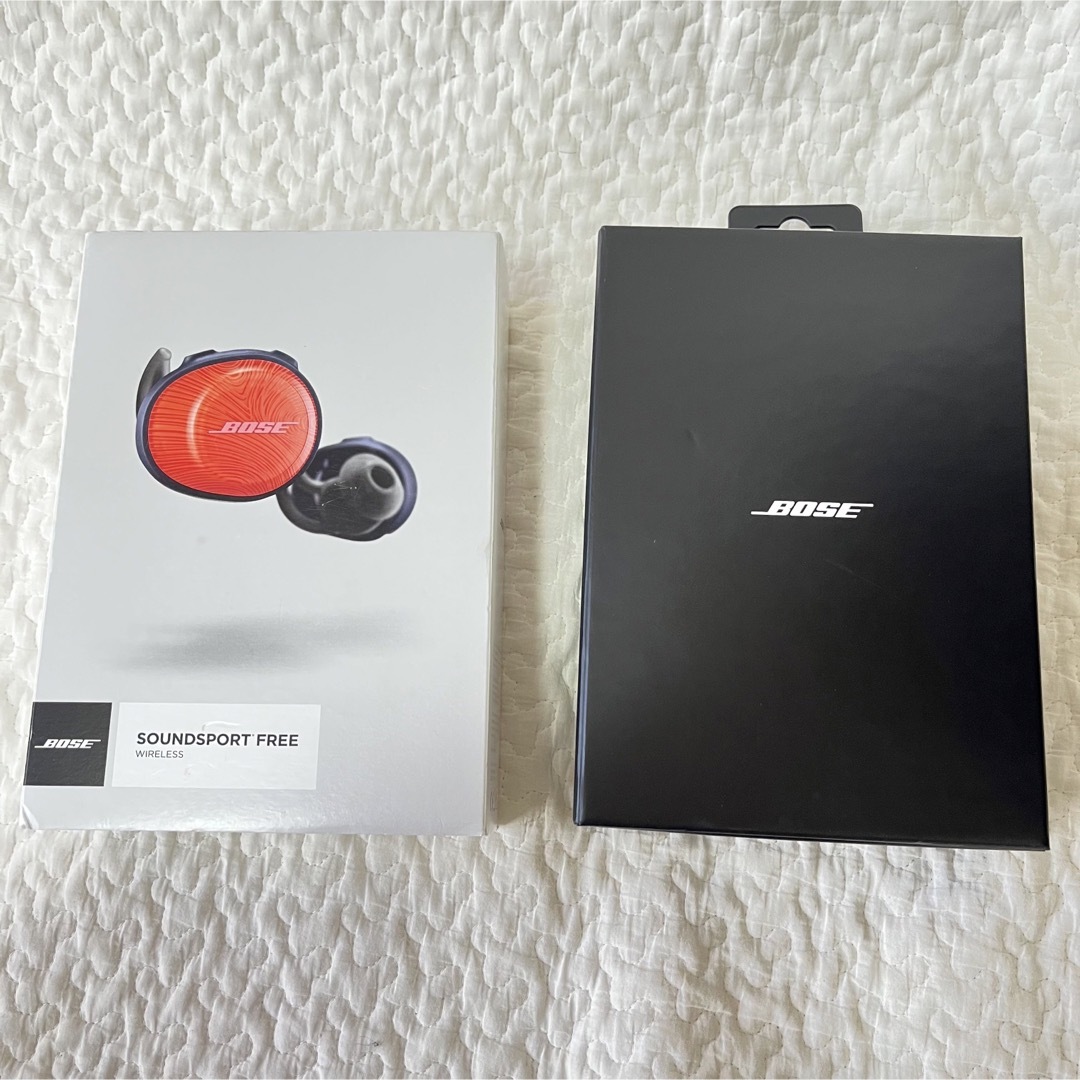 BOSE(ボーズ)のBOSE SOUNDSPORT FREEBRIGHTイヤホン Bluetooth スマホ/家電/カメラのオーディオ機器(ヘッドフォン/イヤフォン)の商品写真