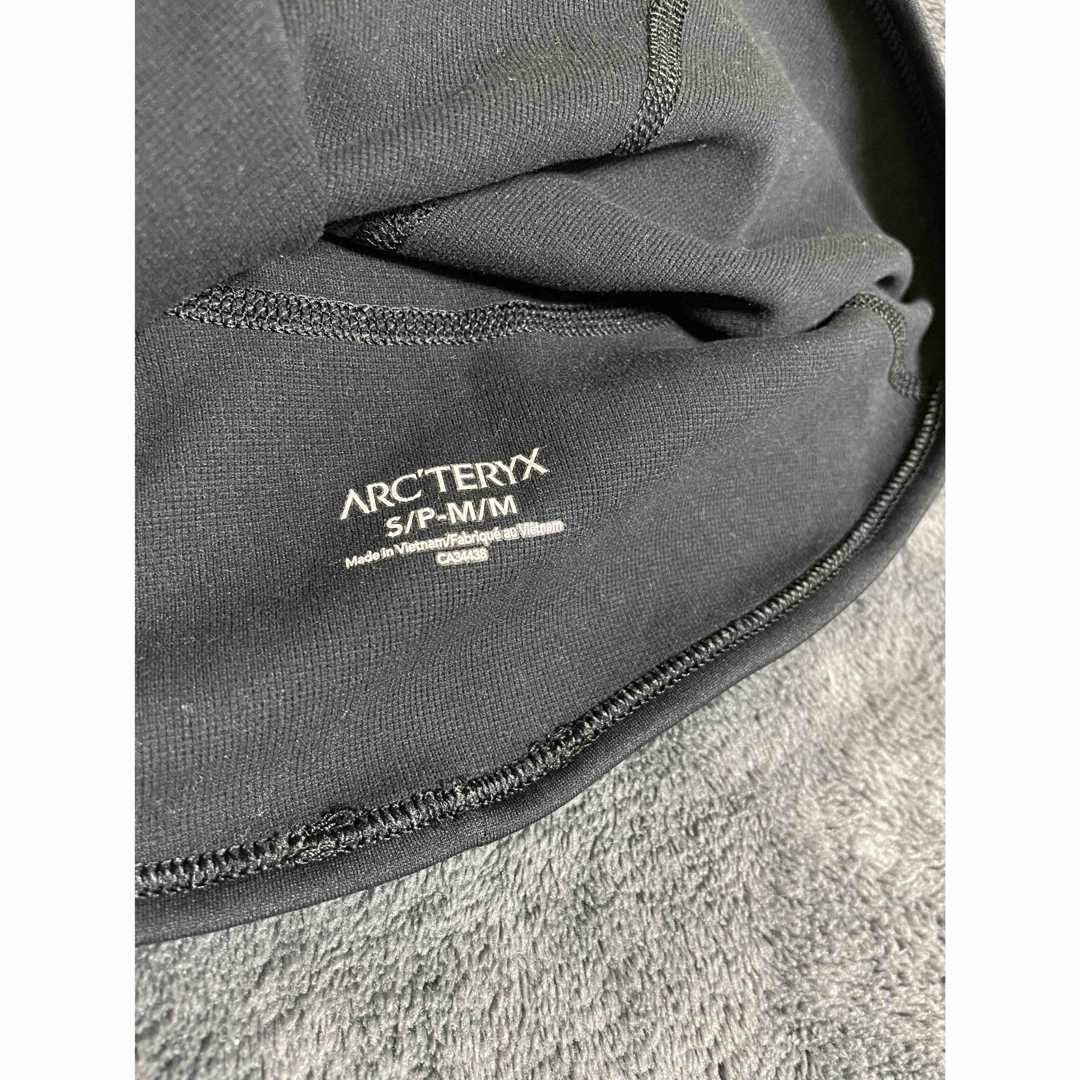 ARC'TERYX(アークテリクス)のアークテリクス ロー バラクラバ ブラック メンズのジャケット/アウター(その他)の商品写真