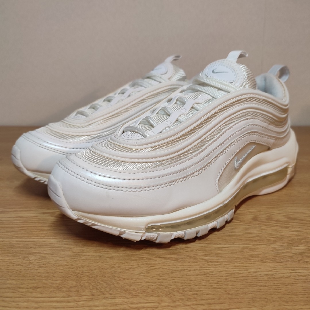 NIKE - 美品 大人気 NIKE AIR MAX 97 ALL WHITE 24.5cmの通販 by Live