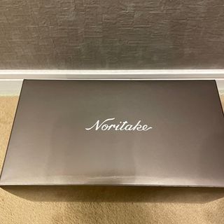 ノリタケ(Noritake)のノリタケ　マグカップ　新品　トレフォリオゴールド＆プラチナ　マグカップペア(グラス/カップ)