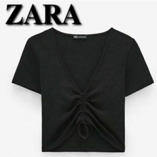 ザラ(ZARA)の【新入荷】ギャザー　ディティール　カットソー　黒　レディース　服　ショート丈(カットソー(半袖/袖なし))