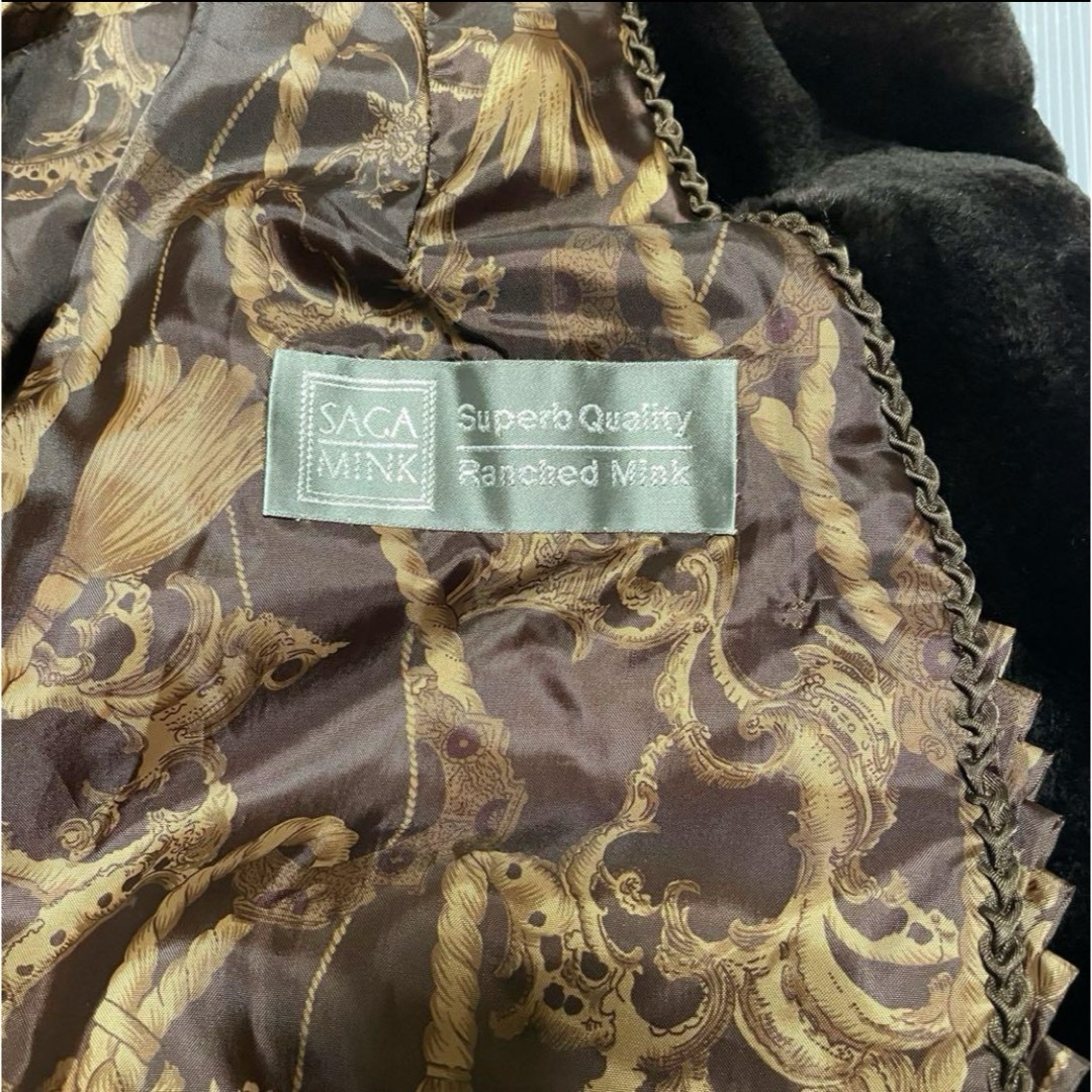 sagafurs(サガファーズ)のサガミンク 総柄 SAGA MINK ファーコート ロング丈 ごげ茶色 レディースのジャケット/アウター(毛皮/ファーコート)の商品写真