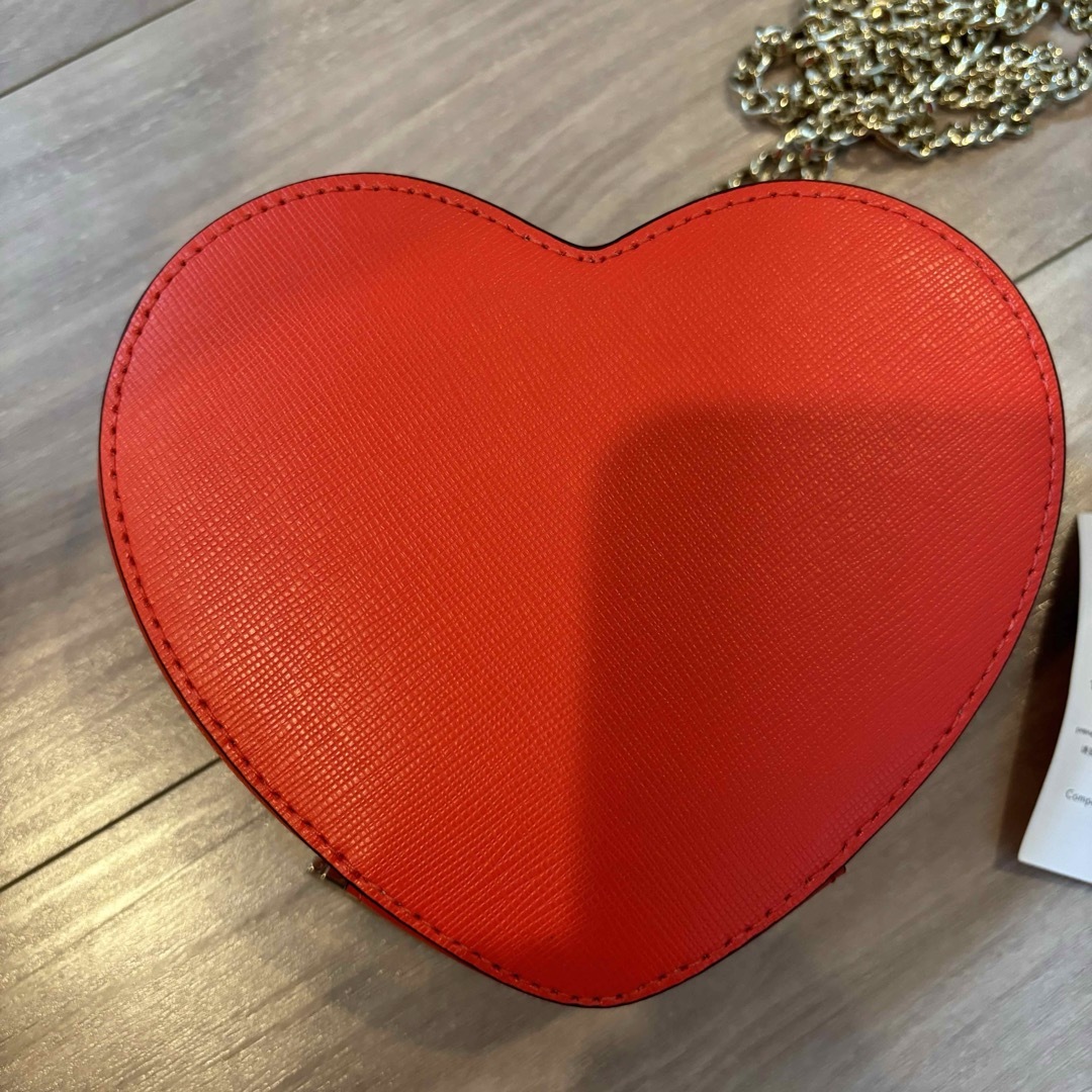 kate spade new york(ケイトスペードニューヨーク)のケイトスペード ミニハートショルダーバッグ　ハート型　レッド　katespade レディースのバッグ(ショルダーバッグ)の商品写真