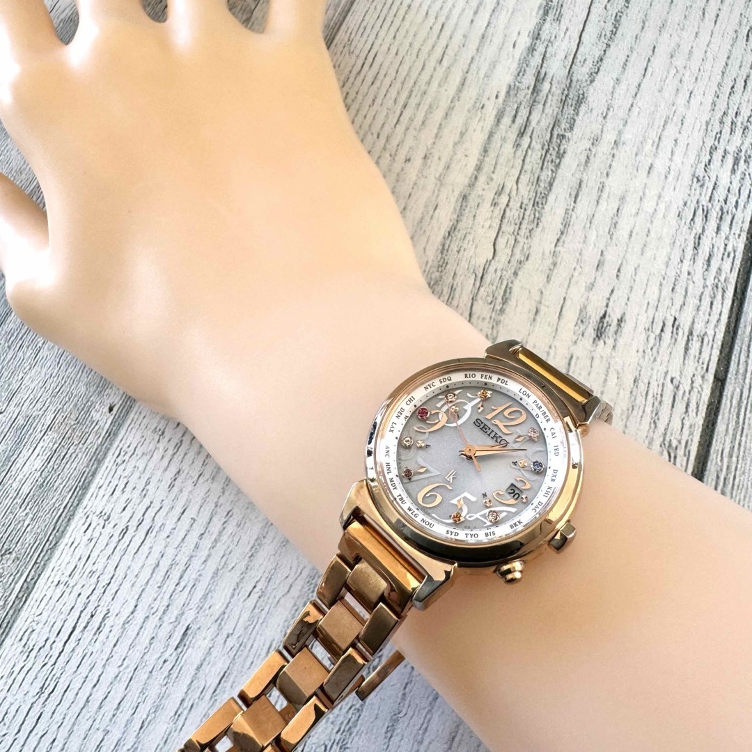 限定】SEIKO ルキア 腕時計 1B25-0AN0 電波ソーラー コンビ 限定】SEIKO ルキア 腕時計 1B25-0AN0 電波ソーラー コンビ
