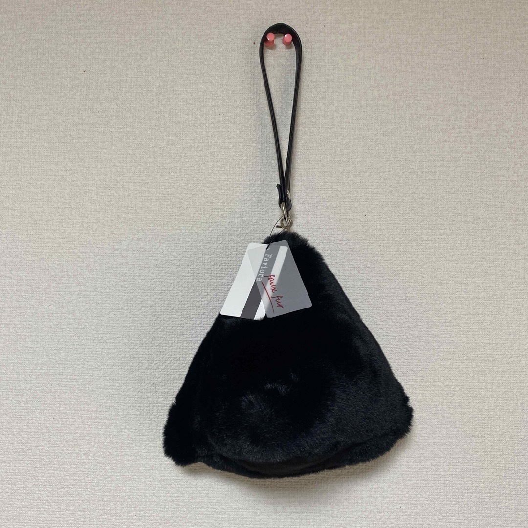 約20㎝素材ムーンバット （MOONBAT ）Faviora 黒のふわふわファーバッグ