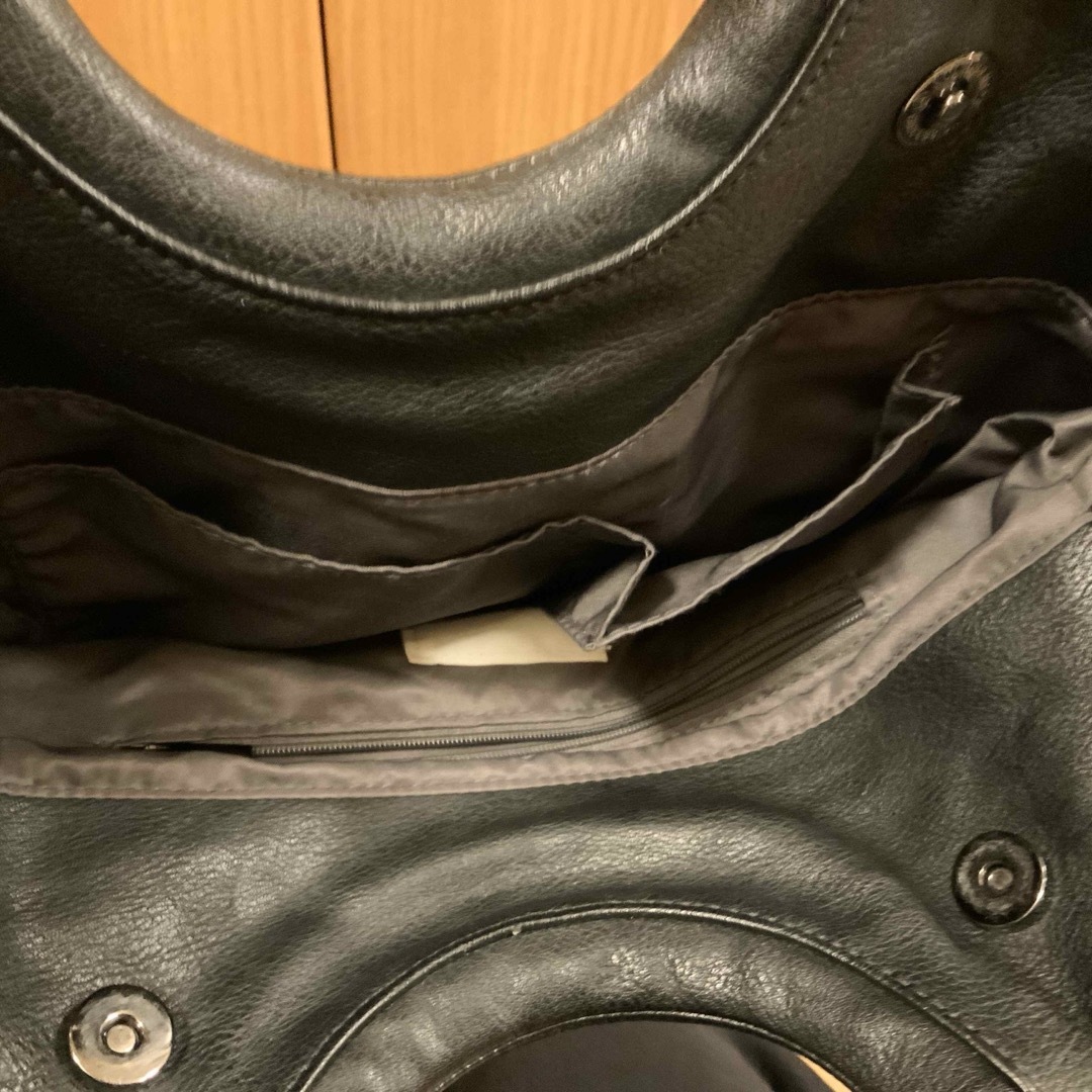 ear PAPILLONNER(イアパピヨネ)のear  イア　パピヨネ　丸型　バッグ　手提げ レディースのバッグ(ハンドバッグ)の商品写真