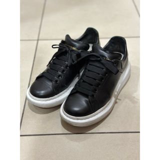 アレキサンダーマックイーン(Alexander McQueen)のAlexander McQueen スニーカー 黒 白　39(スニーカー)