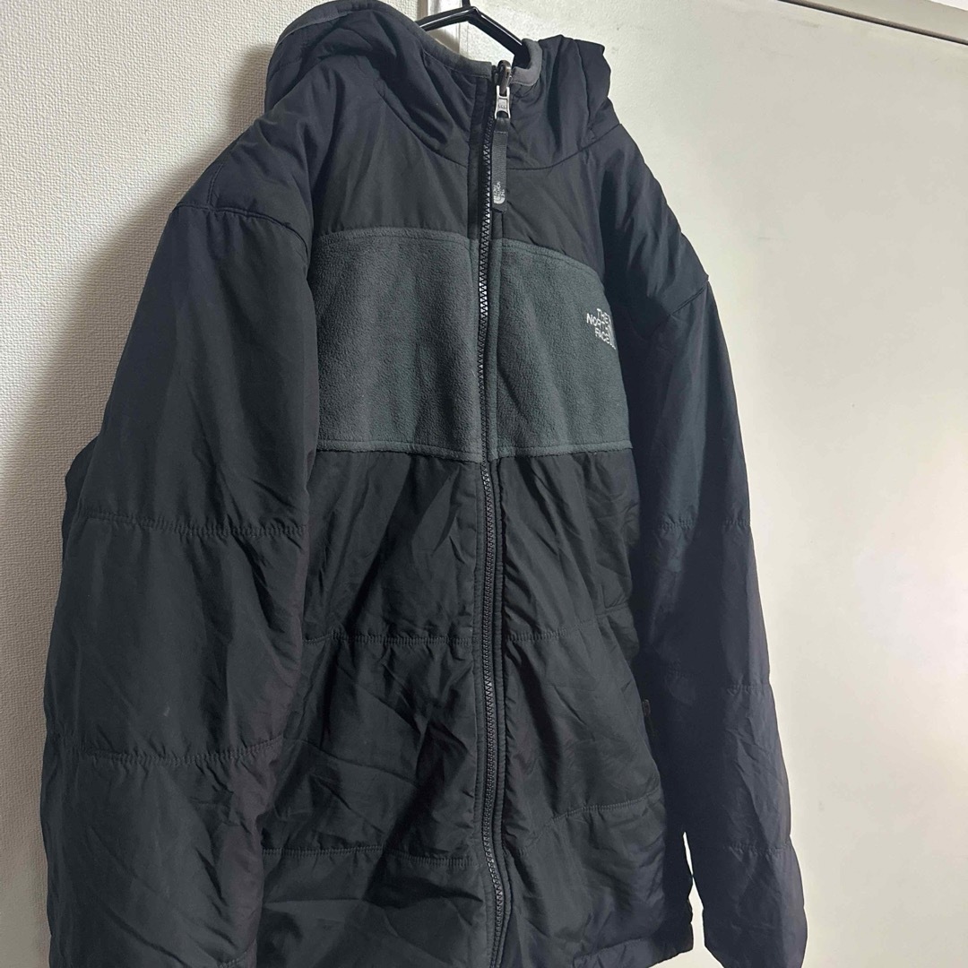 THE NORTH FACE(ザノースフェイス)のノースフェイス　リバーシブル　160サイズ キッズ/ベビー/マタニティのキッズ服男の子用(90cm~)(ジャケット/上着)の商品写真