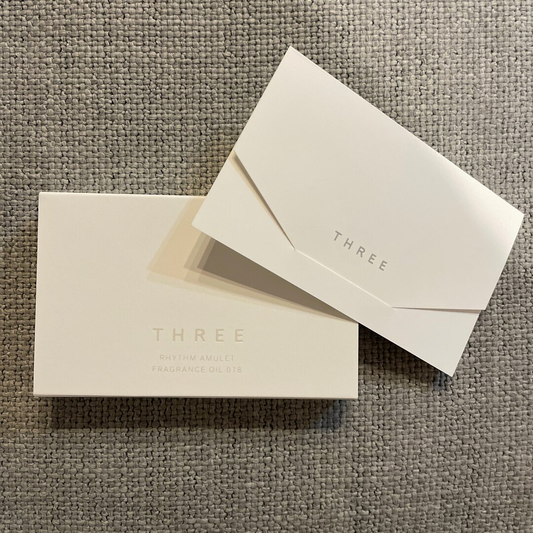 THREE(スリー)のTHREE ノベルティ フレグランスオイル コスメ/美容の香水(香水(女性用))の商品写真