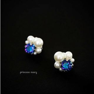 残り1点❤️シルバー》ロイヤルブルーディライト★pearl bijouピアス(ピアス)