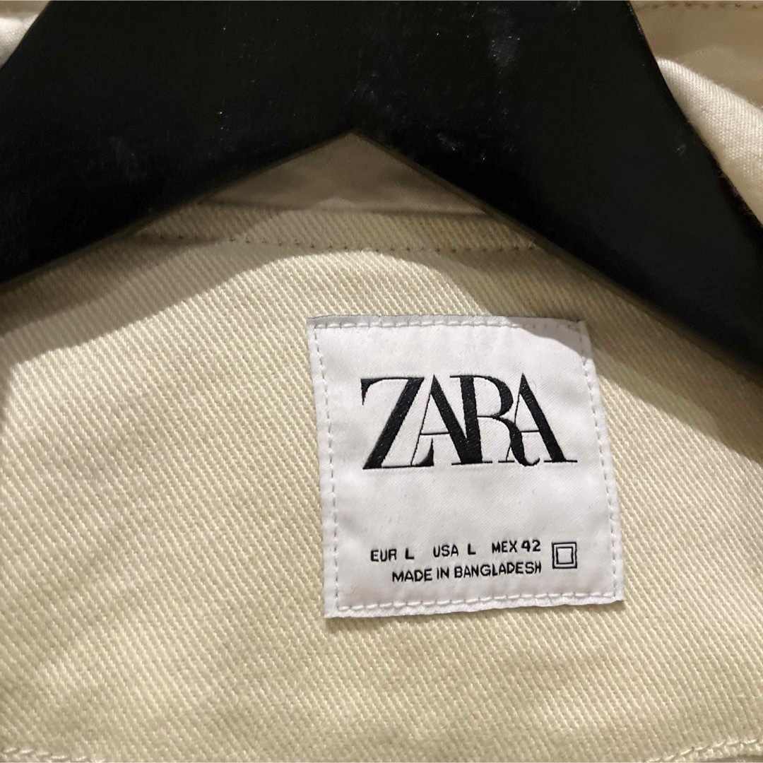 ZARA(ザラ)の新品 Zara ショートパーカ　ライトベージュ L メンズのトップス(パーカー)の商品写真
