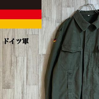 ドイツ軍ミリタリージャケット　国旗　軍モノ　ヴィンテージ　カーキ　14 軍服(ミリタリージャケット)