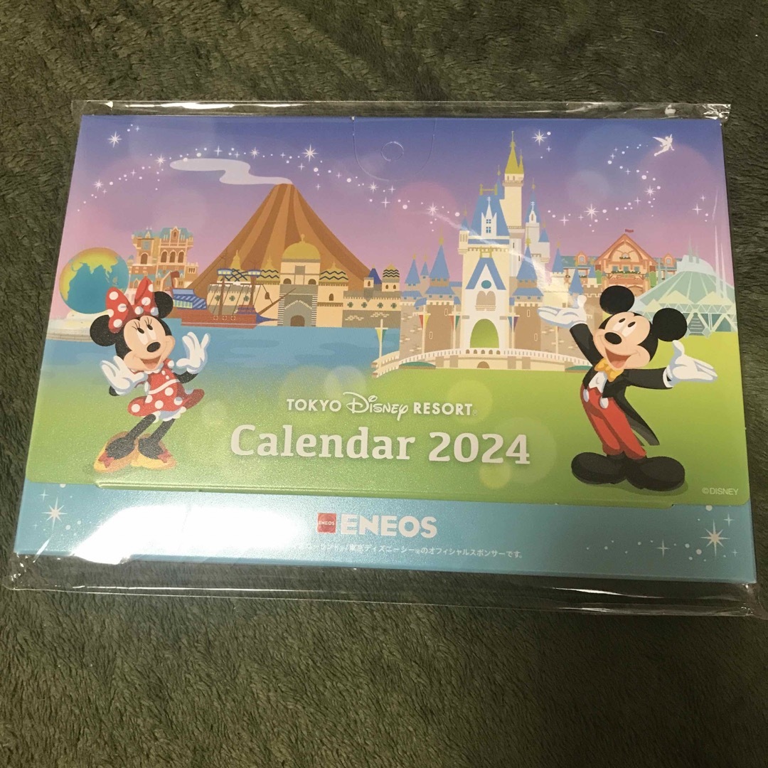 Disney(ディズニー)のディズニー　エネオス　卓上カレンダー　2024 インテリア/住まい/日用品の文房具(カレンダー/スケジュール)の商品写真