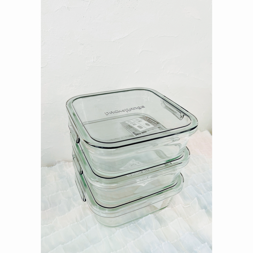 Pyrex(パイレックス)の専用　iwakiイワキ耐熱ガラス保存容器　クールグレー1.2L×4 インテリア/住まい/日用品のキッチン/食器(容器)の商品写真