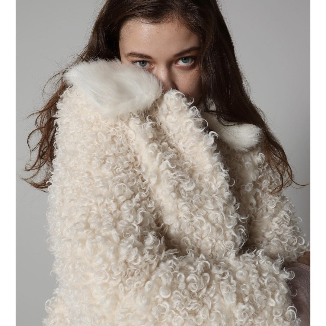 épine - epine poodle fur collar coat ivoryの通販 by kano|エピヌ