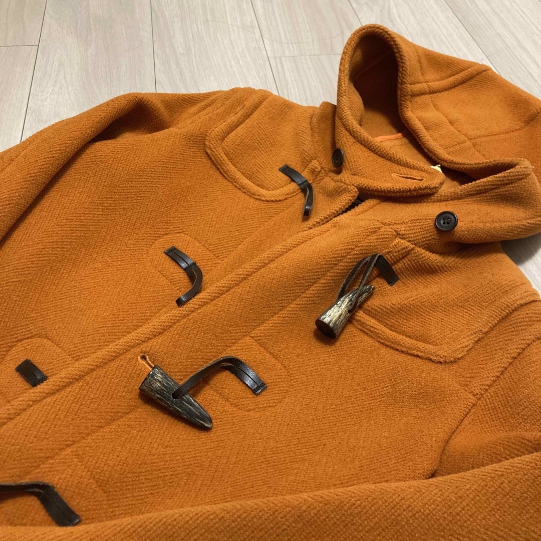 BEAMS(ビームス)の【美品・クリーニング済】invertere ダッフルコート　オレンジ レディースのジャケット/アウター(ダッフルコート)の商品写真