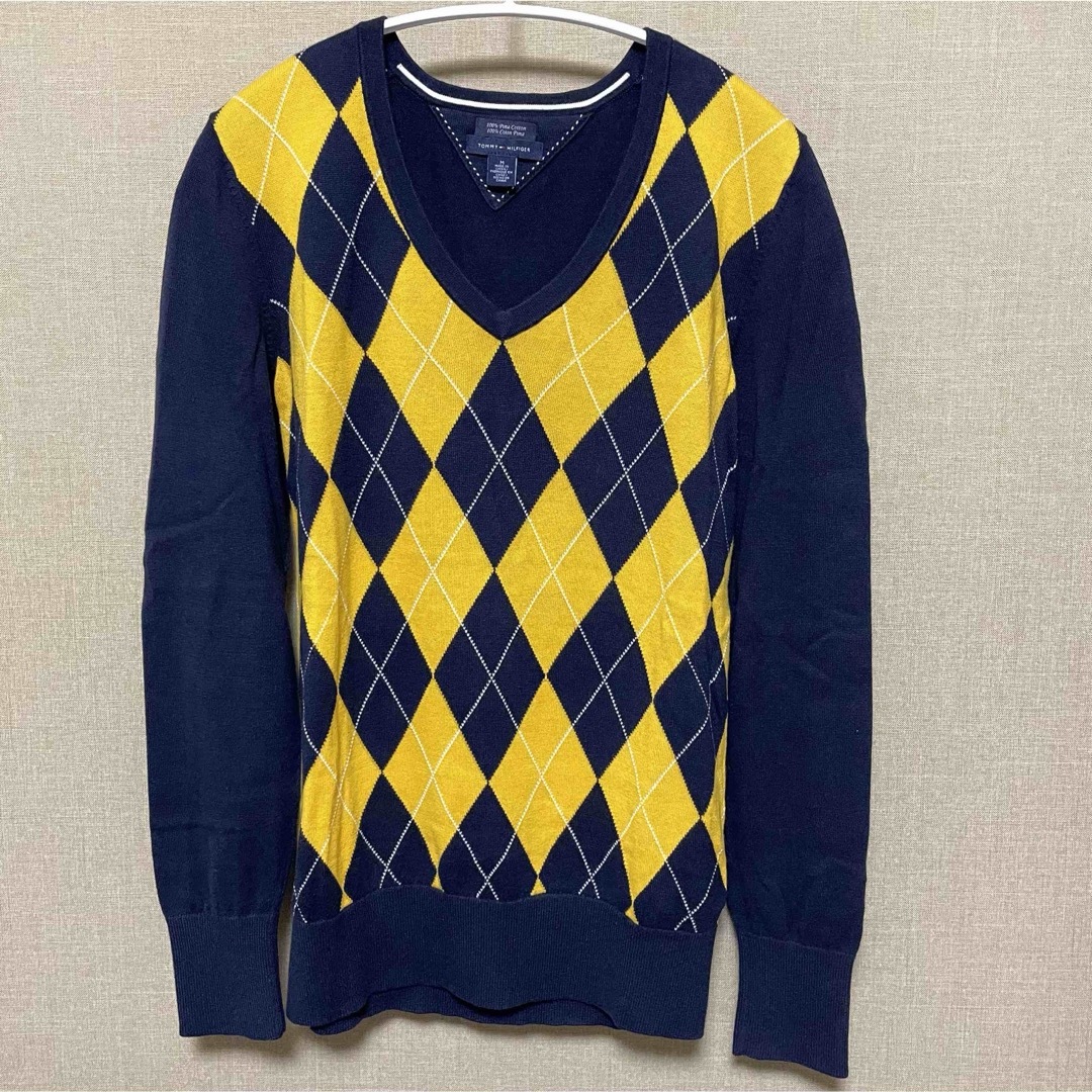 TOMMY HILFIGER(トミーヒルフィガー)の【土日限定価格】トミーヒルフィガー　アーガイル　Vネックニット レディースのトップス(ニット/セーター)の商品写真