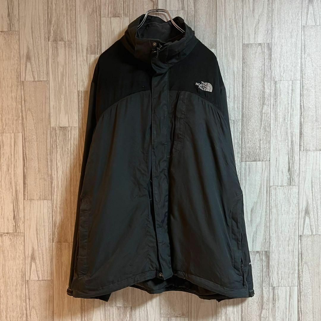 THE NORTH FACE(ザノースフェイス)のザノースフェイスマウンテンジャケット　ビックシルエット　ライナー付き　黒　ロゴ メンズのジャケット/アウター(マウンテンパーカー)の商品写真