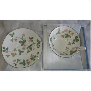 ウェッジウッド(WEDGWOOD)の【新品】ウェッジウッド ワイルドストロベリー カップ＆ソーサー(食器)