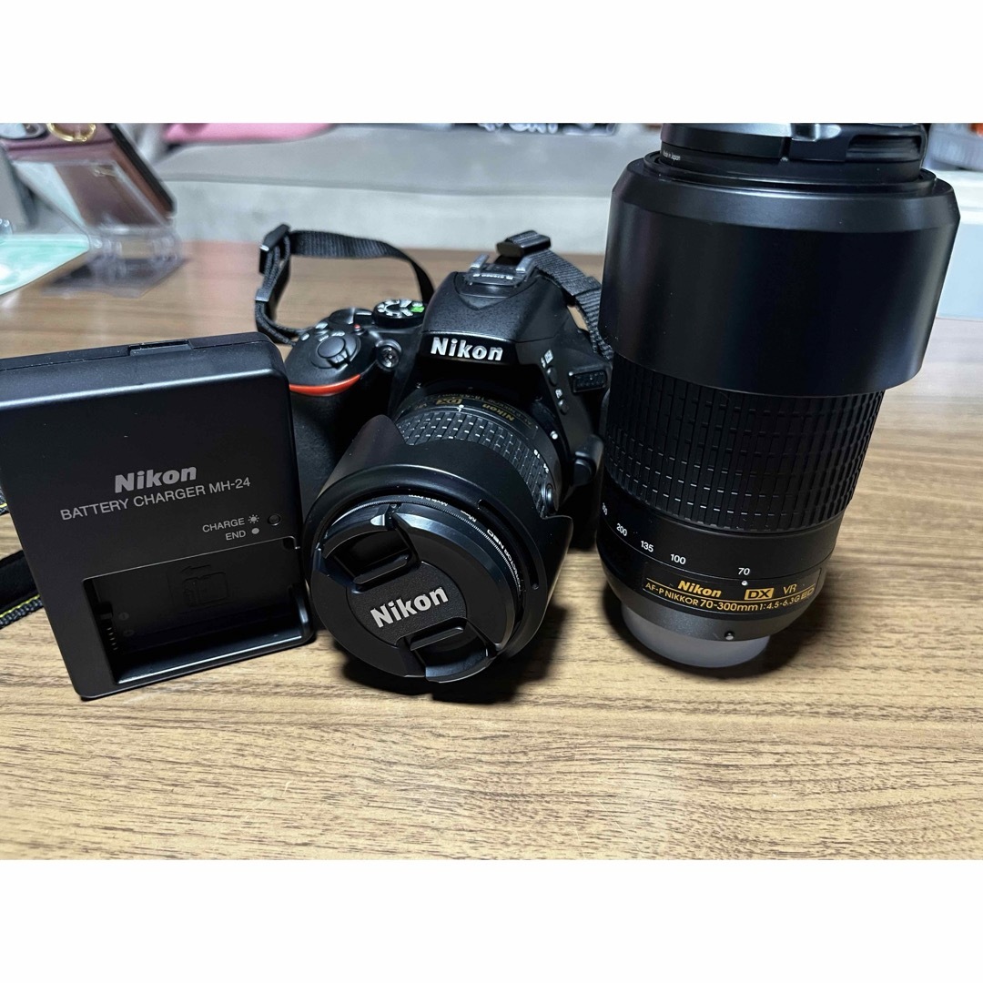 Nikon - Nikon デジタル一眼レフカメラ D5600 ダブルズームキットの
