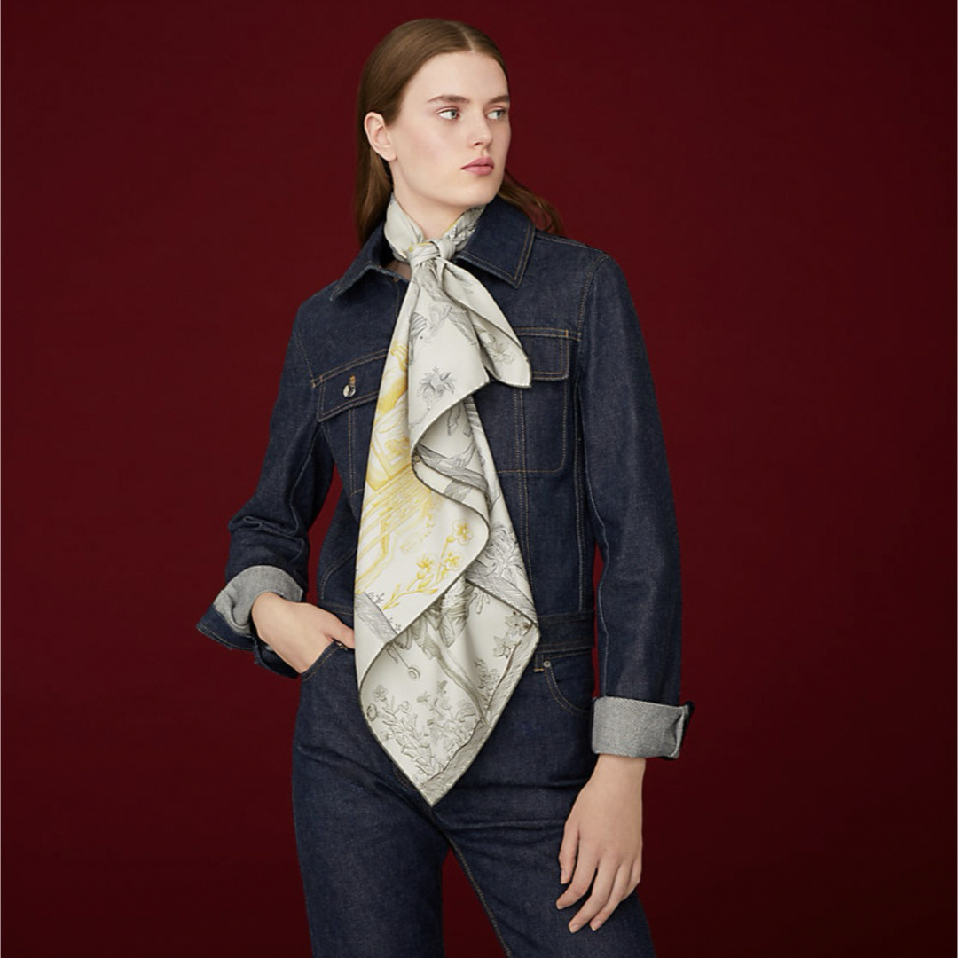 HERMES - エルメス スカーフ カレ90 ダブルフェイス デッラ HERMES - エルメス スカーフ カレ90 ダブルフェイス デッラ