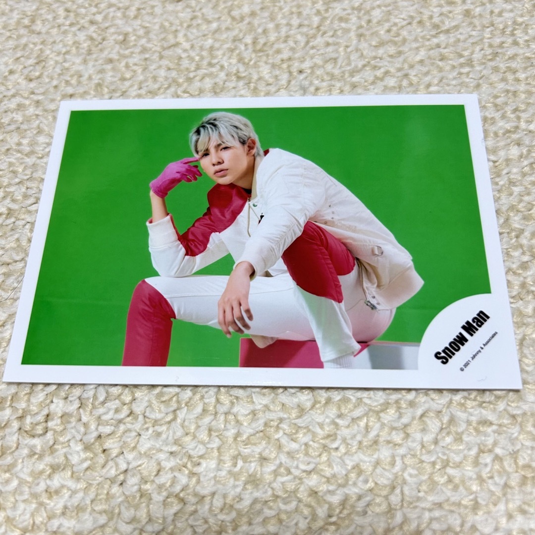 Snow Man(スノーマン)のSnow Man ラウール 公式写真 KISSIN’ MY LIPS エンタメ/ホビーのタレントグッズ(アイドルグッズ)の商品写真